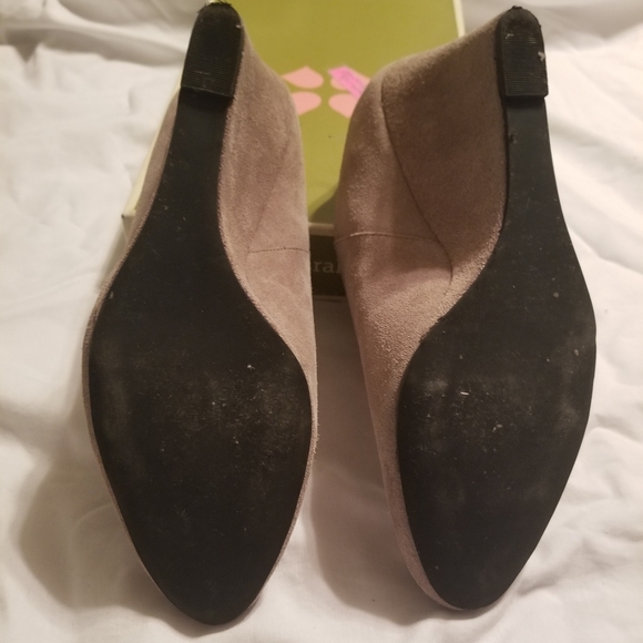 Naturalizer gray suede heeled booties - Picture 4 of 4